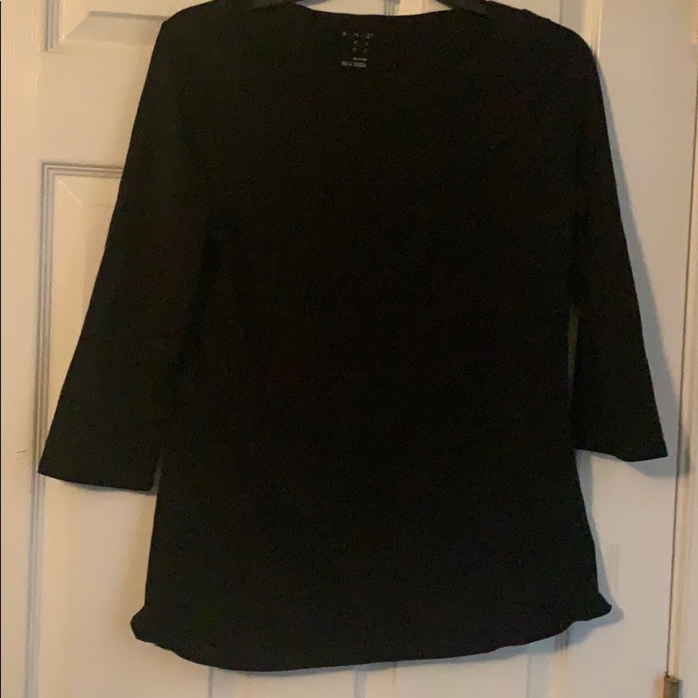 A•n•d   e a   w y  black long sleeved shirt